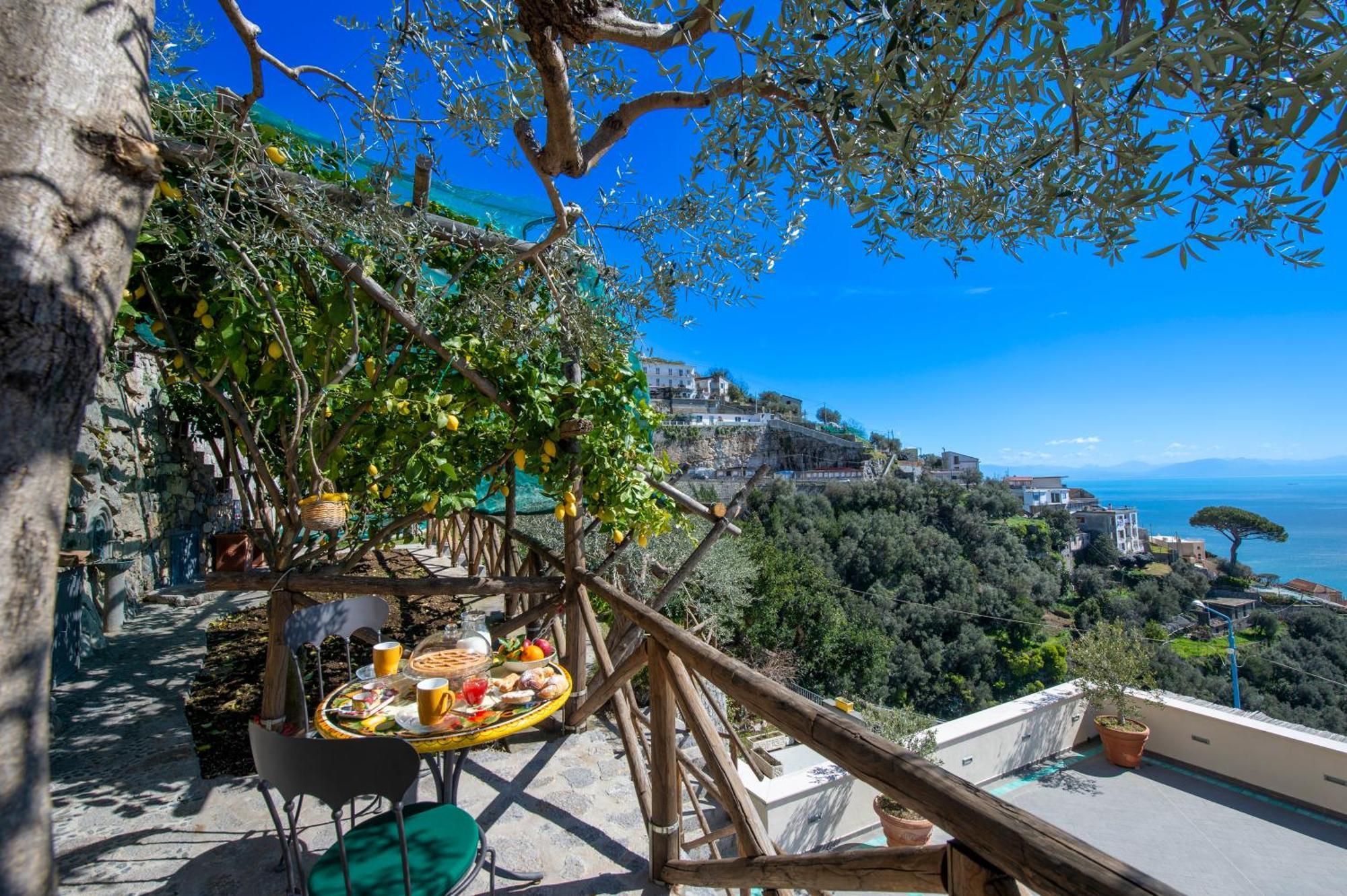Le Contrade By Sosore Holiday Homes -Amalfi Coast ฟูโรเร ภายนอก รูปภาพ